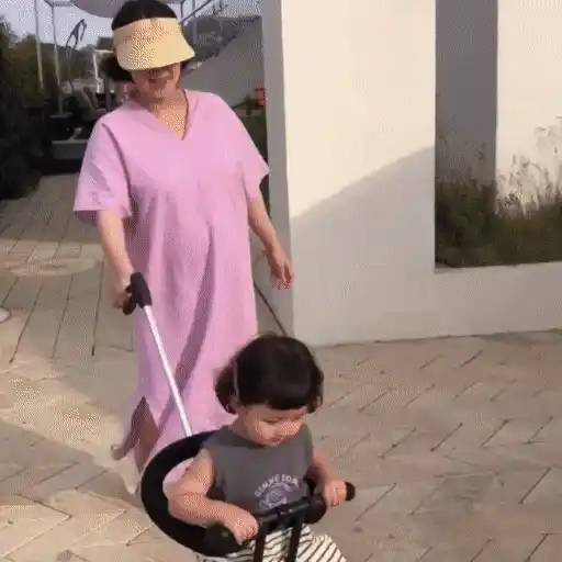 Набор стикеров NiñaCoreana2 для WhatsApp 11