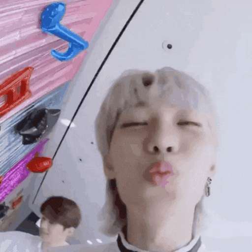 Набор стикеров Felix Stray Kids, Stray Sunshine для WhatsApp 1